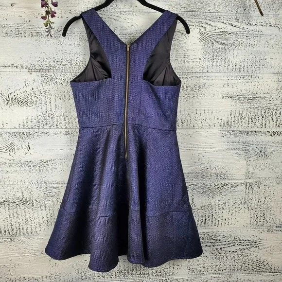 Express Fit and Flare Cocktail Nightdress Metallic Jacquard Dress NWOT Sz 6 - Picture 6 of 11